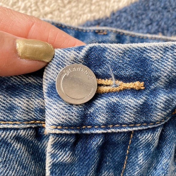 π BLANK NYC THE MADISON DISTRESSED CUT OUT HIGH RISE CROPPED JEANS! - Picture 7 of 14